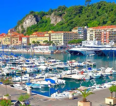 아파트 La Lanterne *