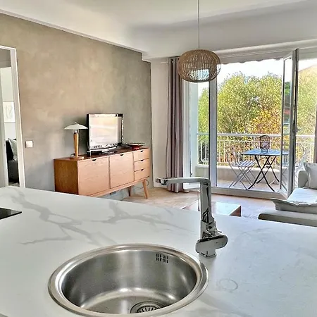 La Lanterne アパート ニース