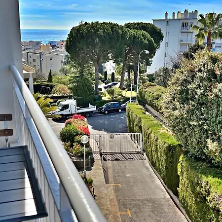 La Lanterne Апартаменты *